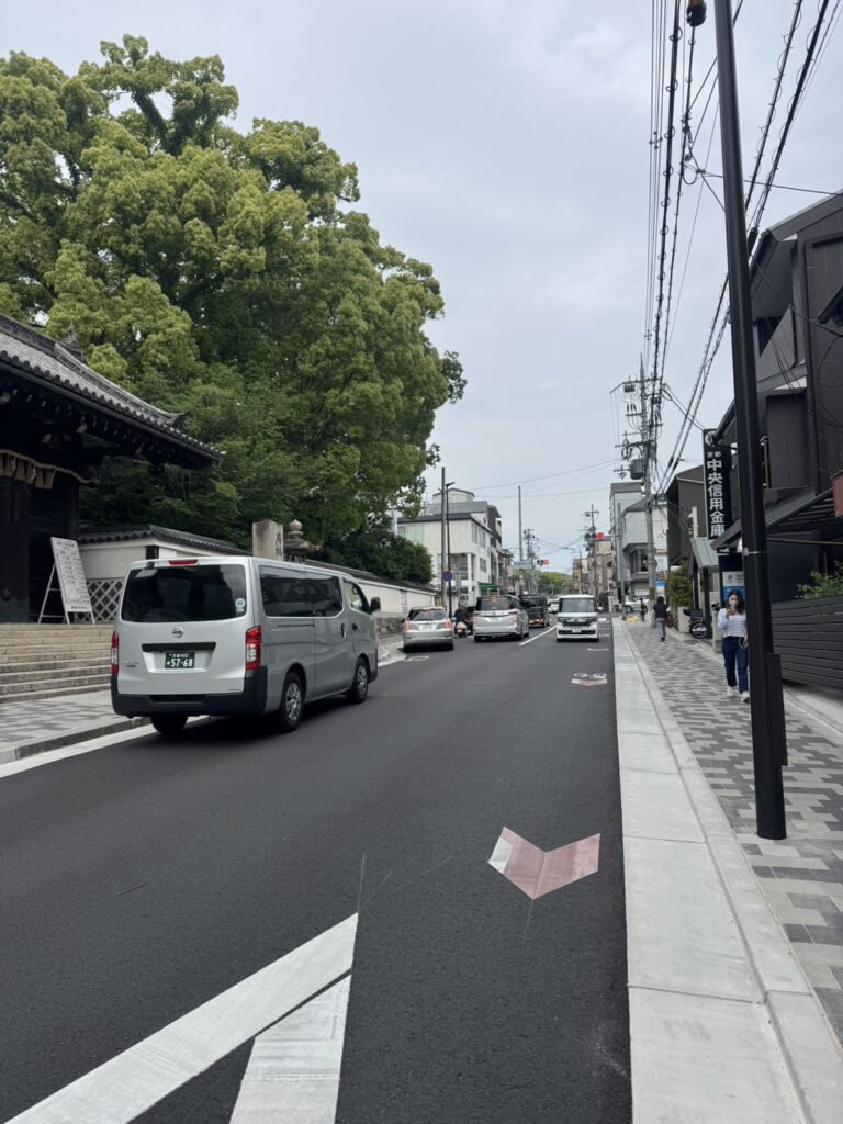 大手筋通道路改良（その2）工事<br />
（道路改良工事）