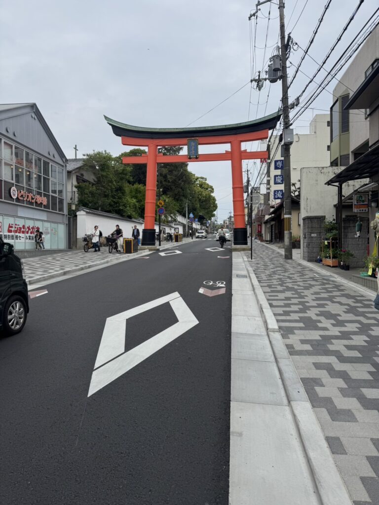 大手筋通道路改良（その2）工事<br />
（道路改良工事）