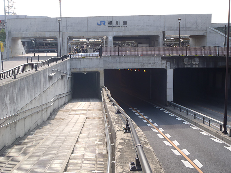 JR京都線辻堂Bv改築他工事