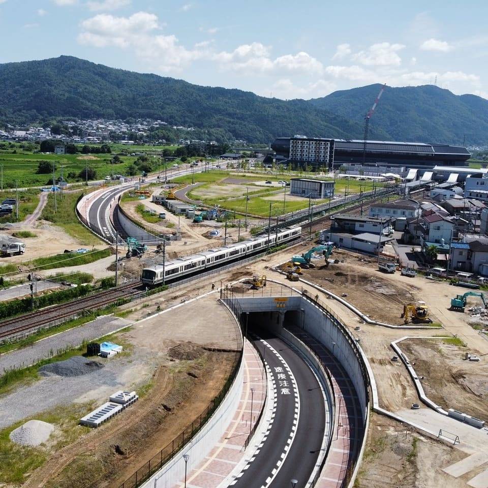 亀岡・並河一本木架道橋新設<br />
（架道橋新設工事）