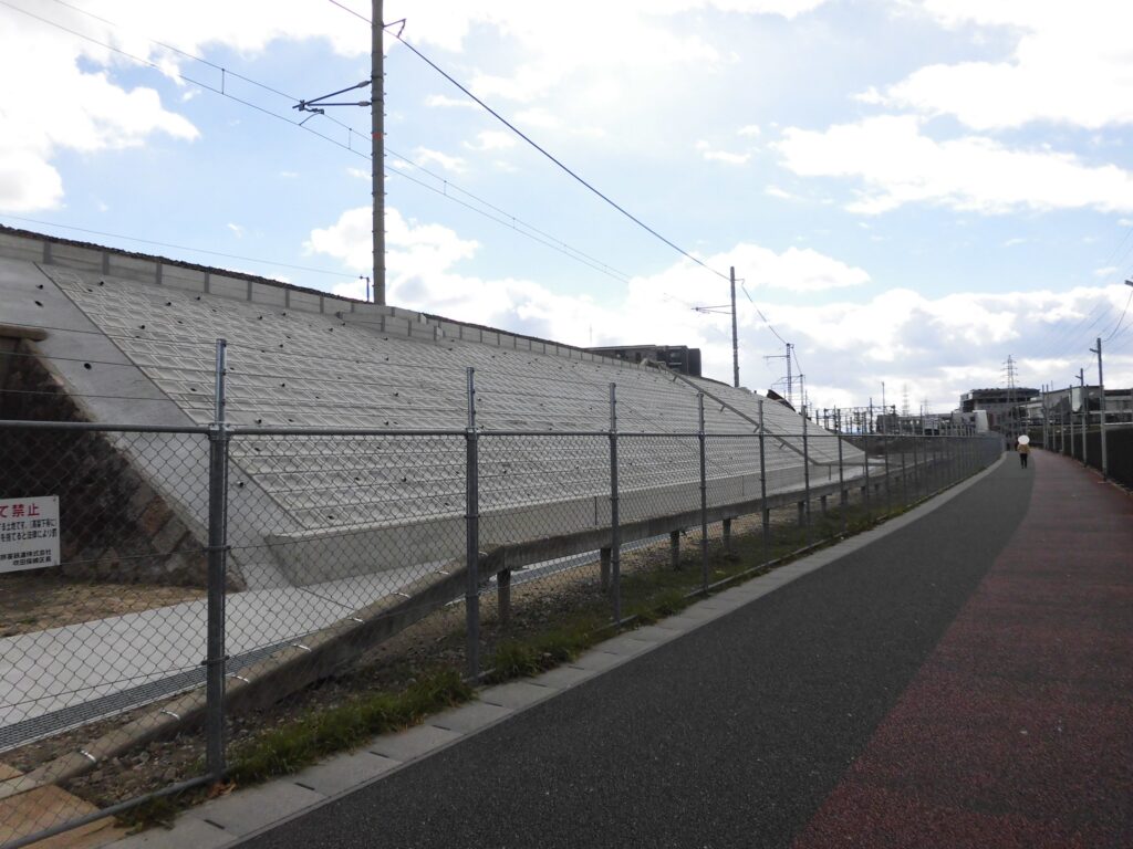 京都支社管内斜面防災対策A（2021年度）（斜面防災対策工事）