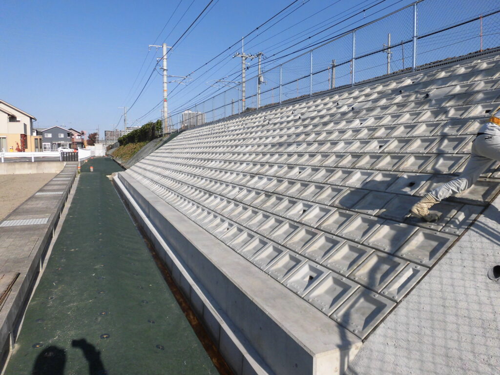 京都支社管内斜面防災対策A（2022年度）（斜面防災対策工事）