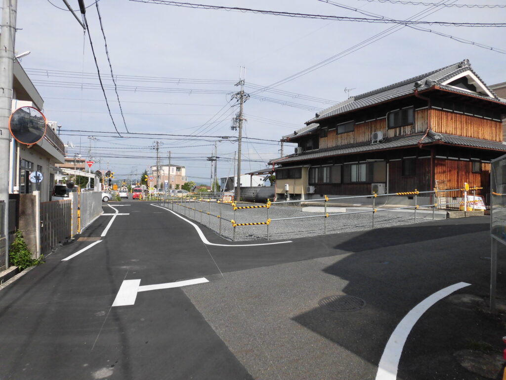 西木津・祝園四ノ坪踏切付近水路改修<br />
（水路改修工事）